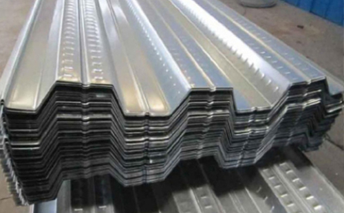 高层建筑施工中的“利器”：平安青海平安楼承板的高效应用与优化